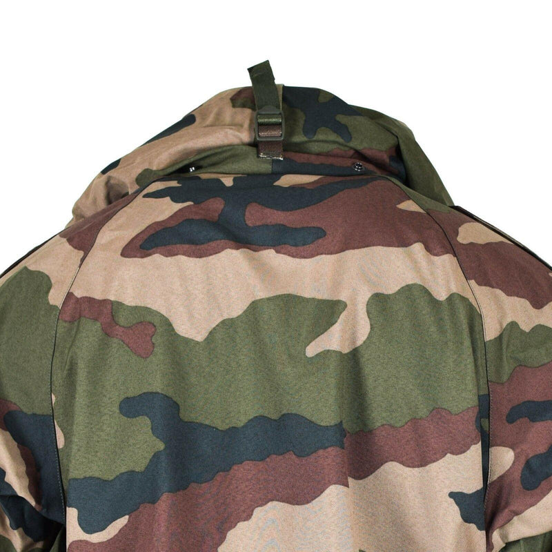 Original französische Militär-Regenjacke aus Trilaminat, Feldregenmantel CCE NEU