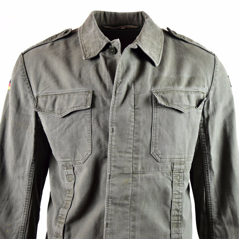Original Moleskin-Jacke der deutschen Armee. Vintage BW Armee Feldjacke in Olivgrün