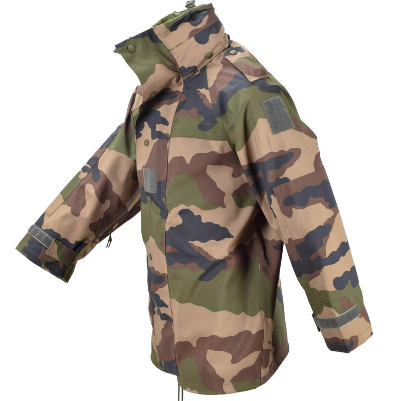 Original französische Militär-Regenjacke aus Trilaminat, Feldregenmantel CCE NEU