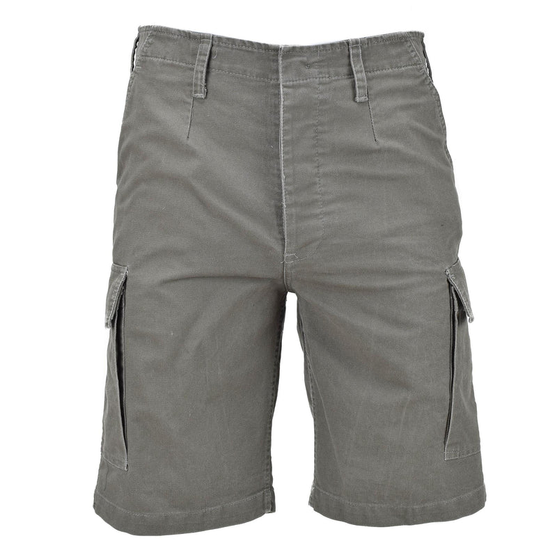 Olivgrüne, vorgewaschene Bermuda-Shorts aus Moleskin der Marke Mil-Tec im Stil der Bundeswehr