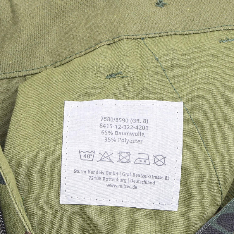 Normale Cargo-Feldhose der Marke Mil-Tec im Stil der Bundeswehr in Flectarn-Tarnqualität