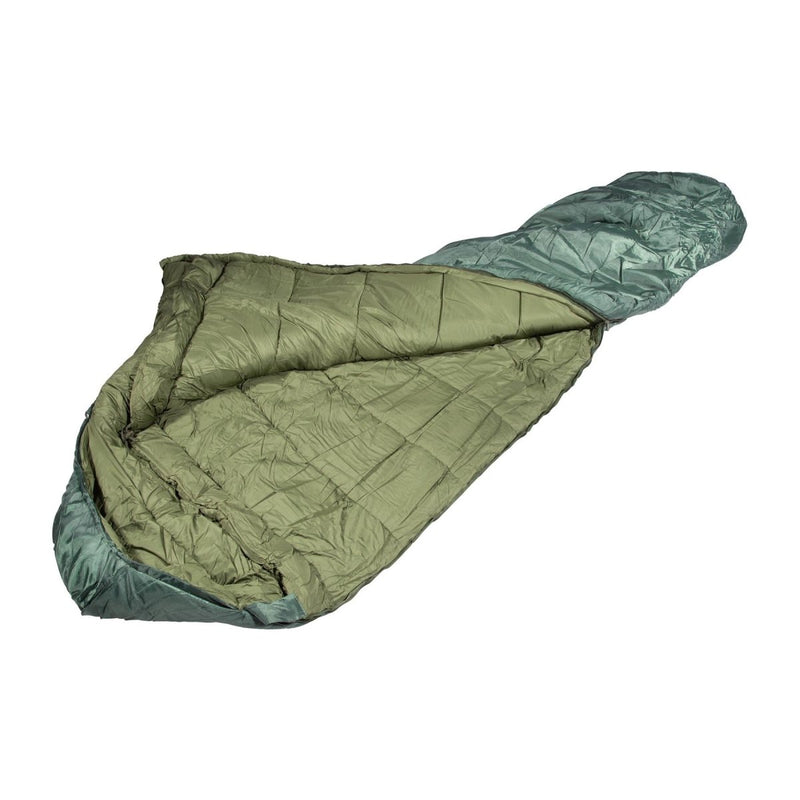 BCB The Olif 5 summer sleeping bag in green, water-resistant and breathable camping sleep sack for outdoor use.