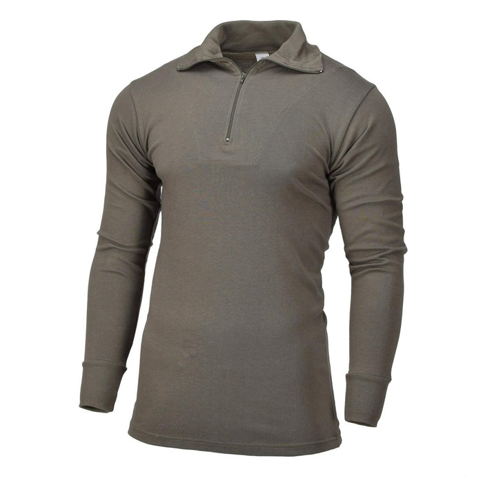 Olivgrünes Thermo-Jersey-Shirt der Marke Blochl im Military-Stil mit Stehkragen und langen Ärmeln mit 1/4-Reißverschluss