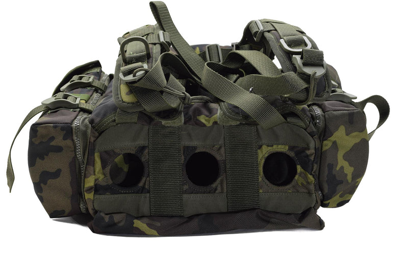 Original tschechischer Militär-Molle-Rucksack mit Schnellverschluss, Waldtarnung, 30 l