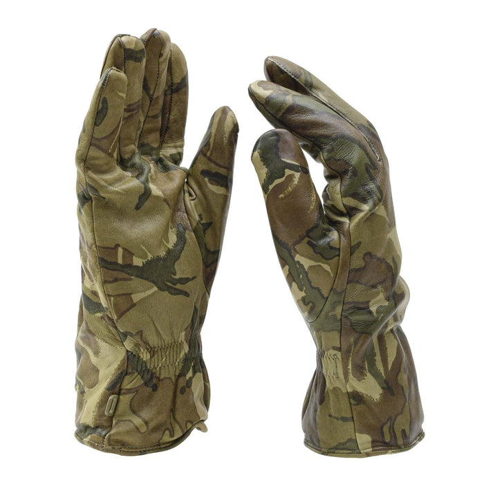 Paar echte britische MK II Combat-Lederhandschuhe in MTP-Tarnung mit warmem Futter und verstärkter Polsterung.