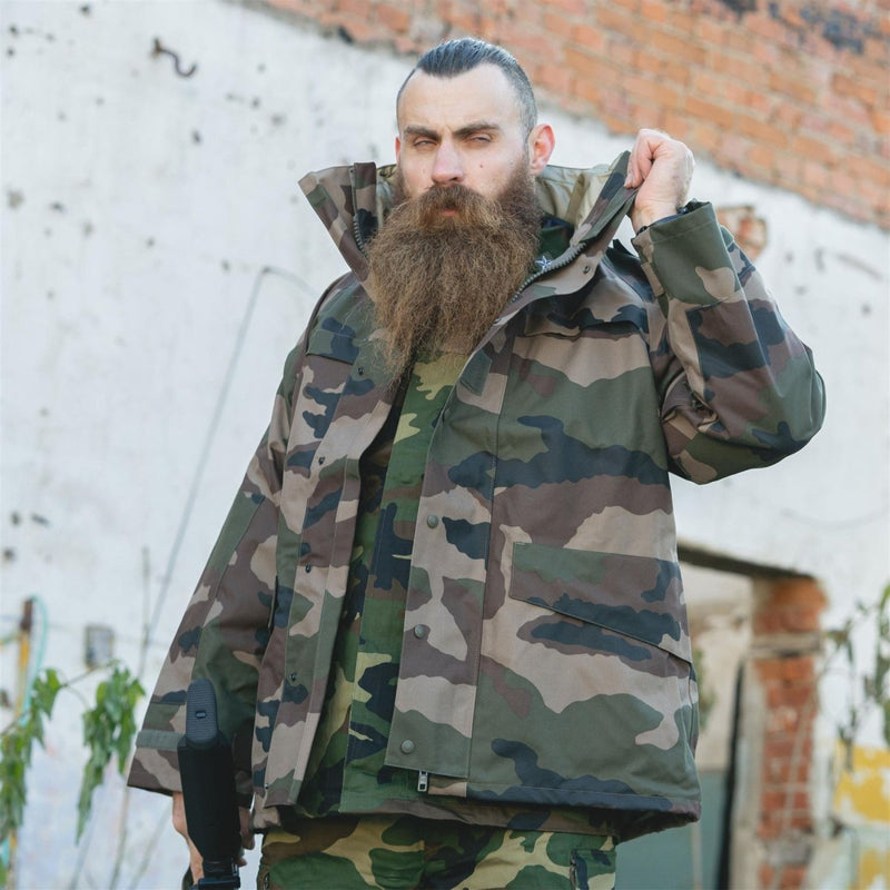 Original wasserdichte Trilaminatjacke der französischen Armee CCE Camo Regenparka mit Kapuze NEU