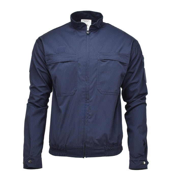 Dunkelblaue Sportjacke der französischen Militärpolizei mit elastischem Bund und Brusttaschen für den aktiven Einsatz.