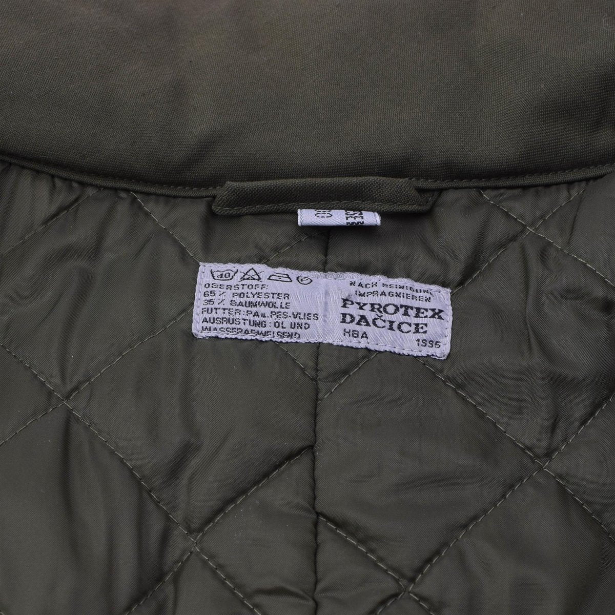 Original österreichischer Panzeroverall mit Kapuze und gefüttertem Mechanikeroverall Oliv