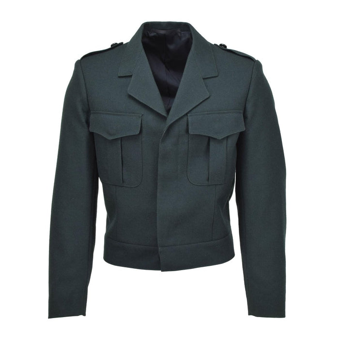 Original belgische armeegrüne Wollblusenjacke mit geknöpften Taschen und hoher Taille, militärischer Surplus-Stil.
