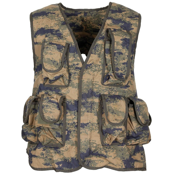 Original türkische Militärweste im M2018-Tarnmuster mit 8 aufgesetzten Taschen und Schulterpolsterung für den taktischen Einsatz