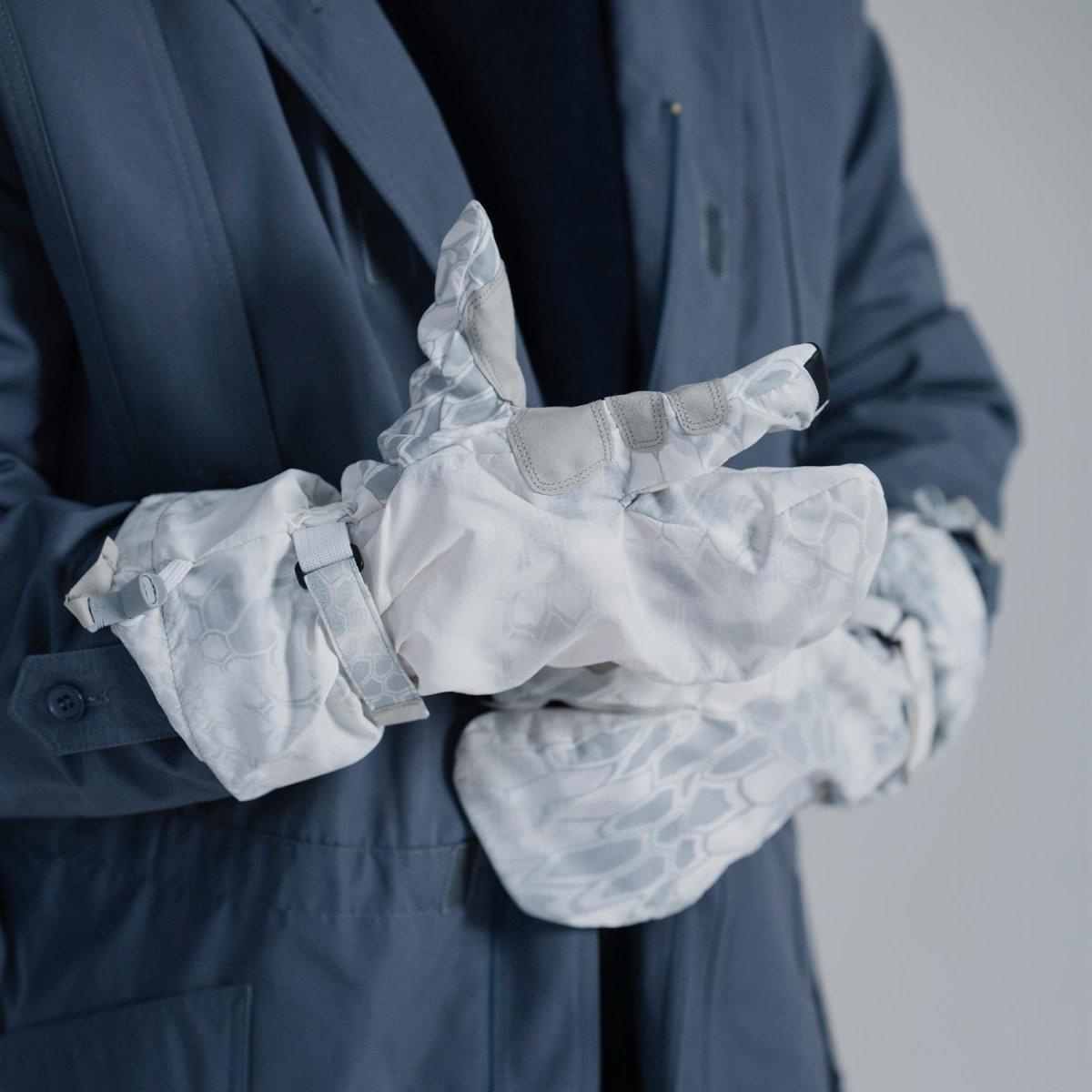 Original leichte taktische Handschuhe der U.S. Army mit Touchscreen, weiß, Camo