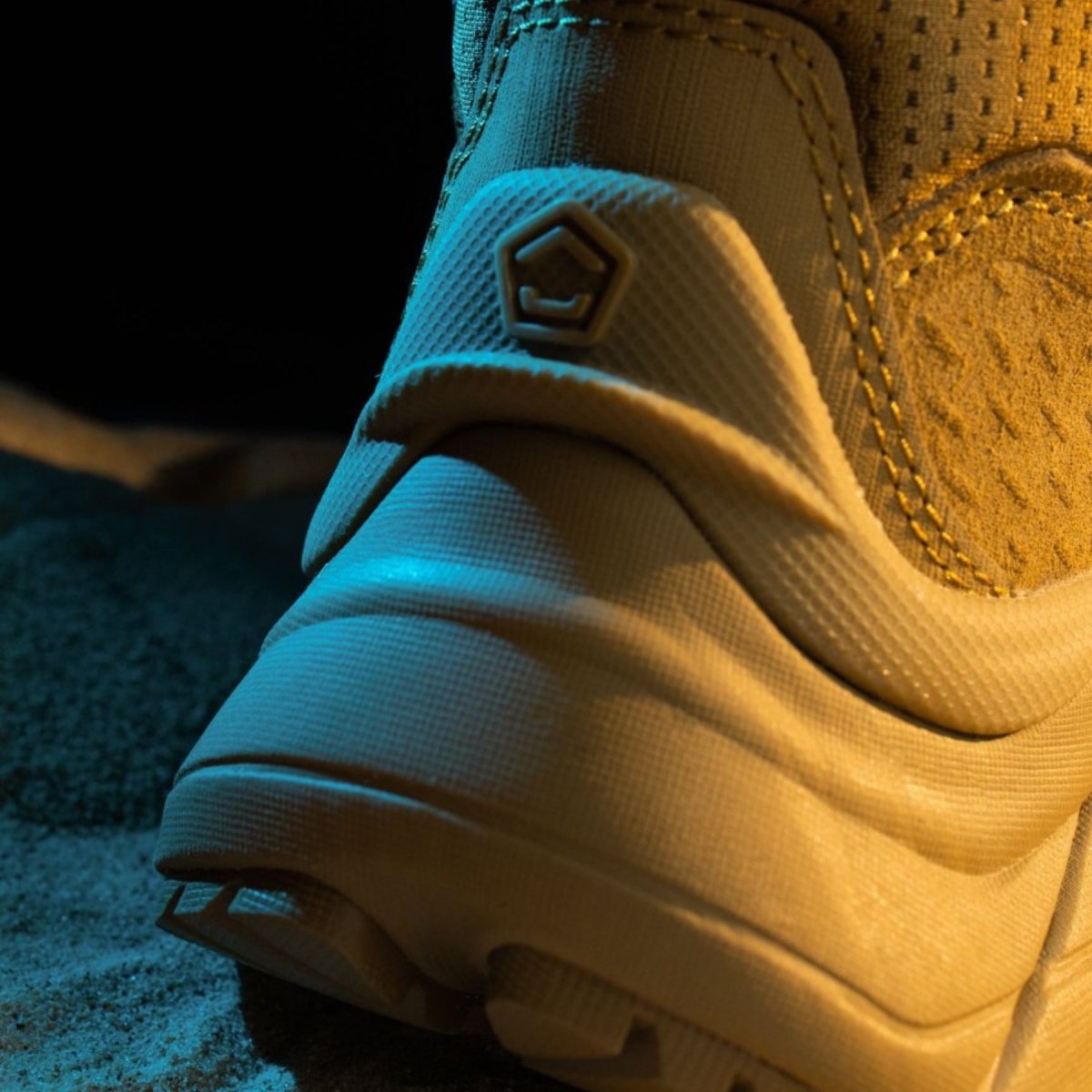 Pentagon Horizon Desert Trekking 6 Stiefel, leichtes, atmungsaktives Wildleder, Schwarz