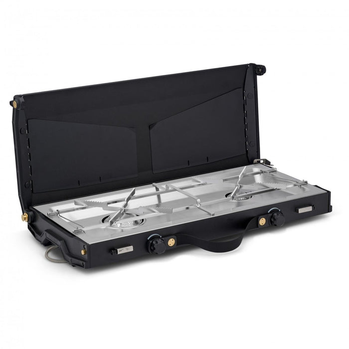 Tragbarer Primus Alika Outdoor-Campingkocher mit zwei Brennern, Windschutzscheibe und Edelstahloberfläche