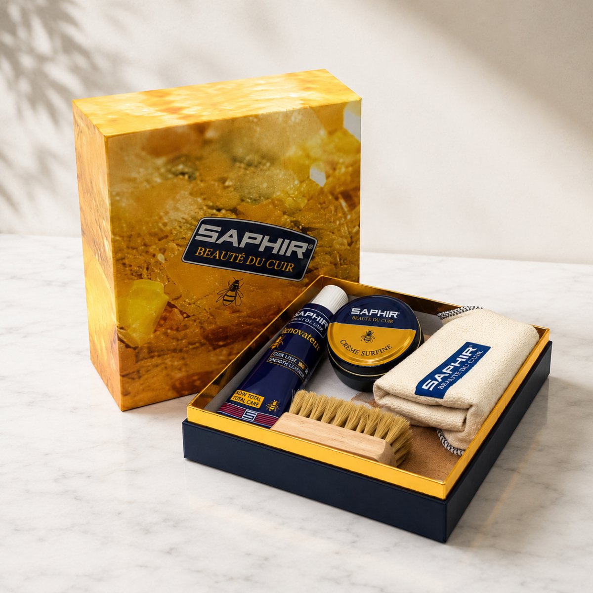 Saphir Box Großes Schuhpflegeset Glattleder-Polierbürsten-Tuch-Set